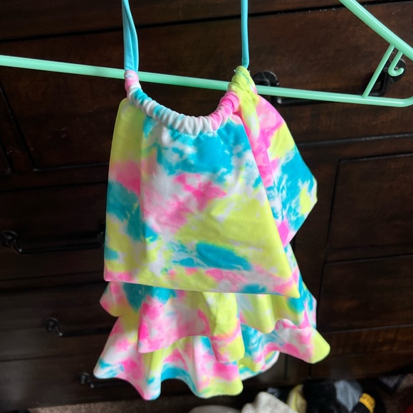 Girls bathing suit - Picture 3 of 4